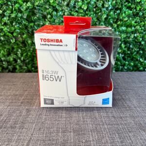 NIB Toshiba LED Par 30 Warm White Replaces 65 W Lighting Bulb New